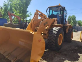 Челен товарач Caterpillar 996H, снимка 2