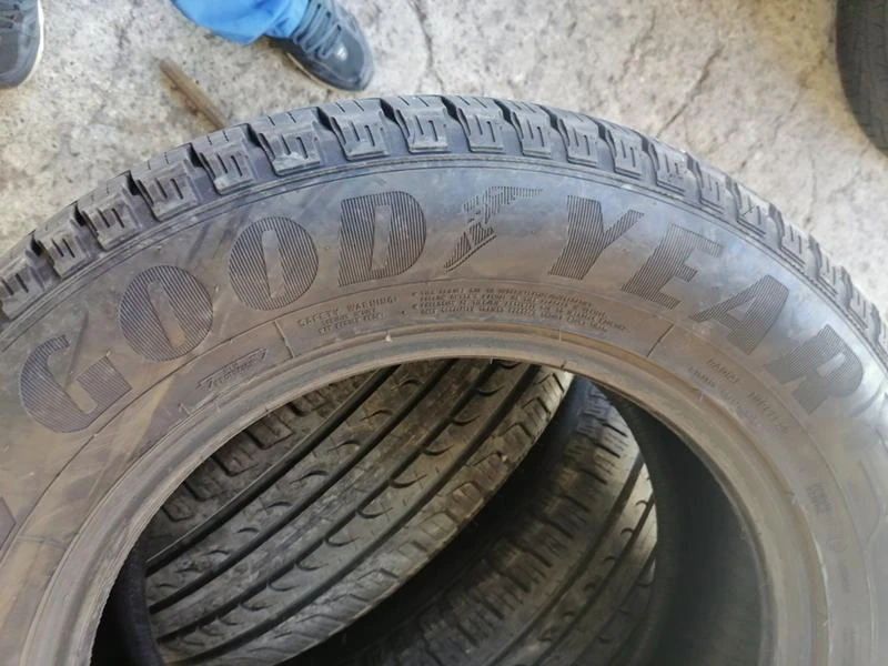 Гуми Летни 235/65R17, снимка 10 - Гуми и джанти - 29597769