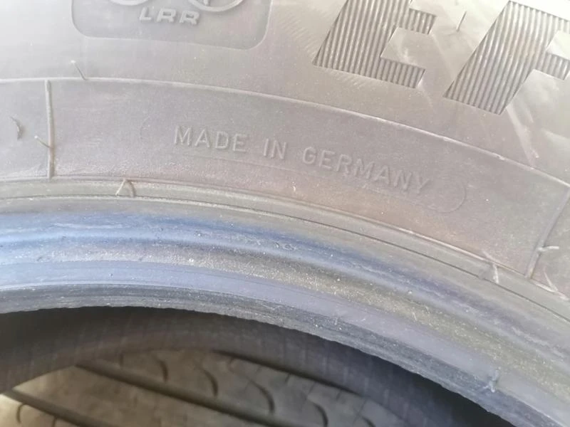 Гуми Летни 235/65R17, снимка 15 - Гуми и джанти - 29597769