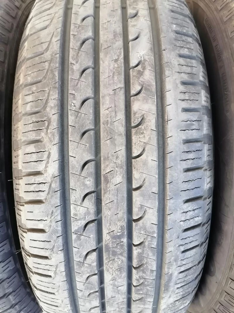 Гуми Летни 235/65R17, снимка 7 - Гуми и джанти - 29597769