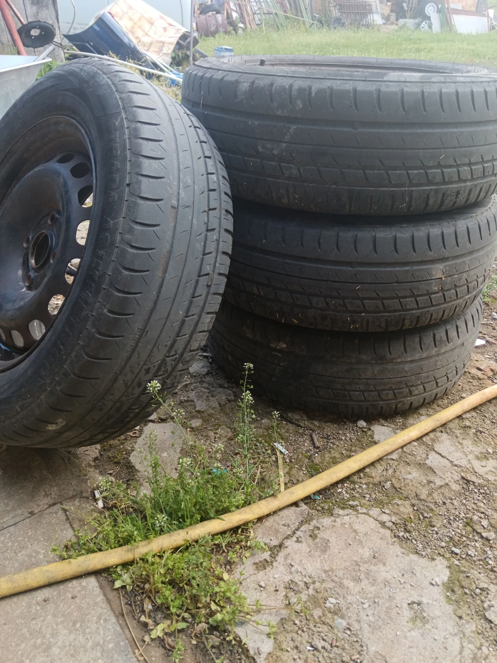 ���� � ������ 195/65R15 �� Audi 80 | Mobile.bg � ����������� 2