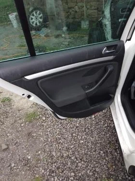 VW Golf 1.6 TDI, снимка 6