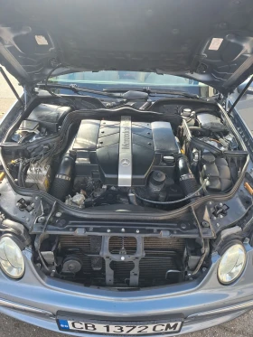 Mercedes-Benz E 320, снимка 15
