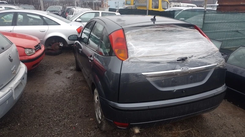 Ford Focus 1.8дтци, снимка 3 - Автомобили и джипове - 39197067