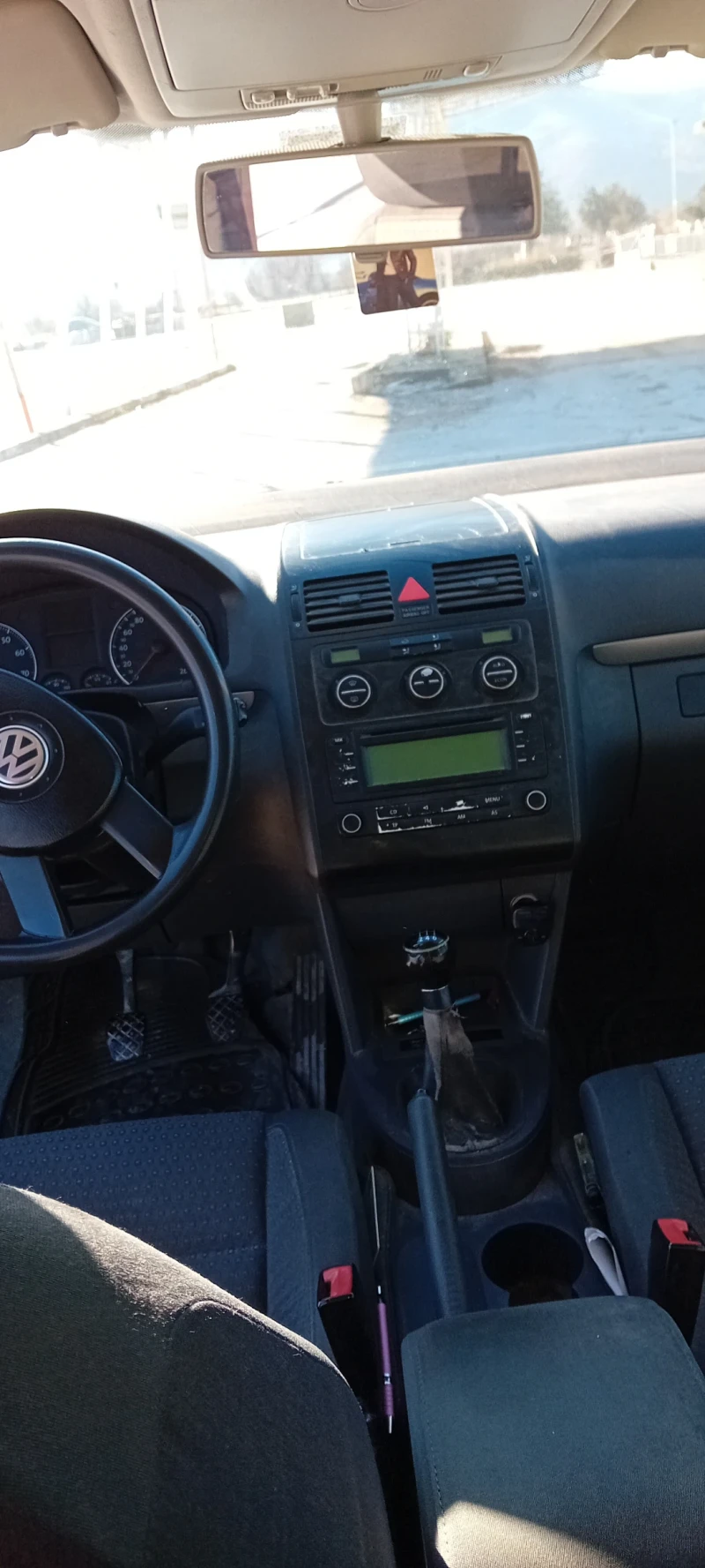 VW Touran 16.fsi.7 места, снимка 13 - Автомобили и джипове - 48167616