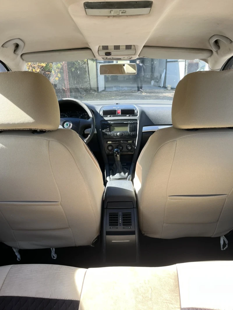 Skoda Octavia, снимка 9 - Автомобили и джипове - 52106765