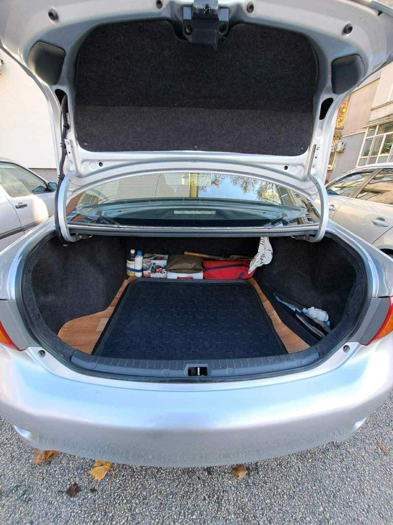 Toyota Corolla, снимка 10 - Автомобили и джипове - 52493003