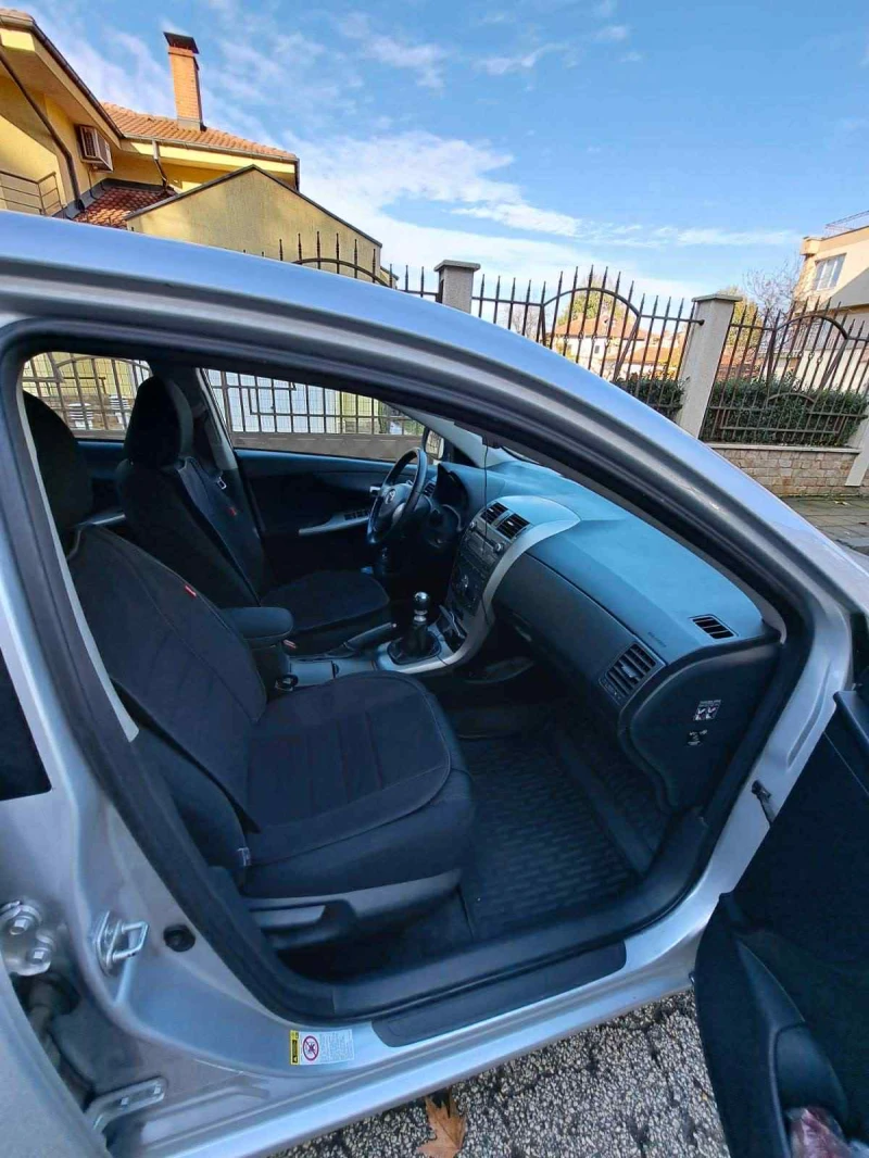 Toyota Corolla, снимка 6 - Автомобили и джипове - 52493003