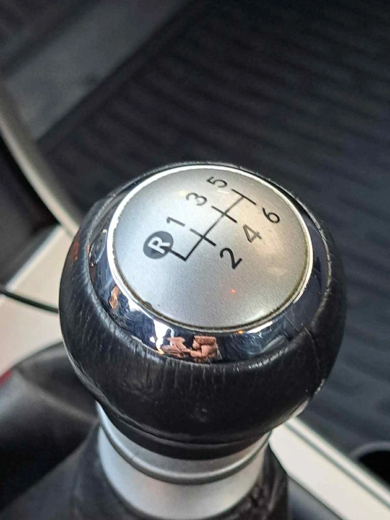 Toyota Corolla, снимка 13 - Автомобили и джипове - 52493003