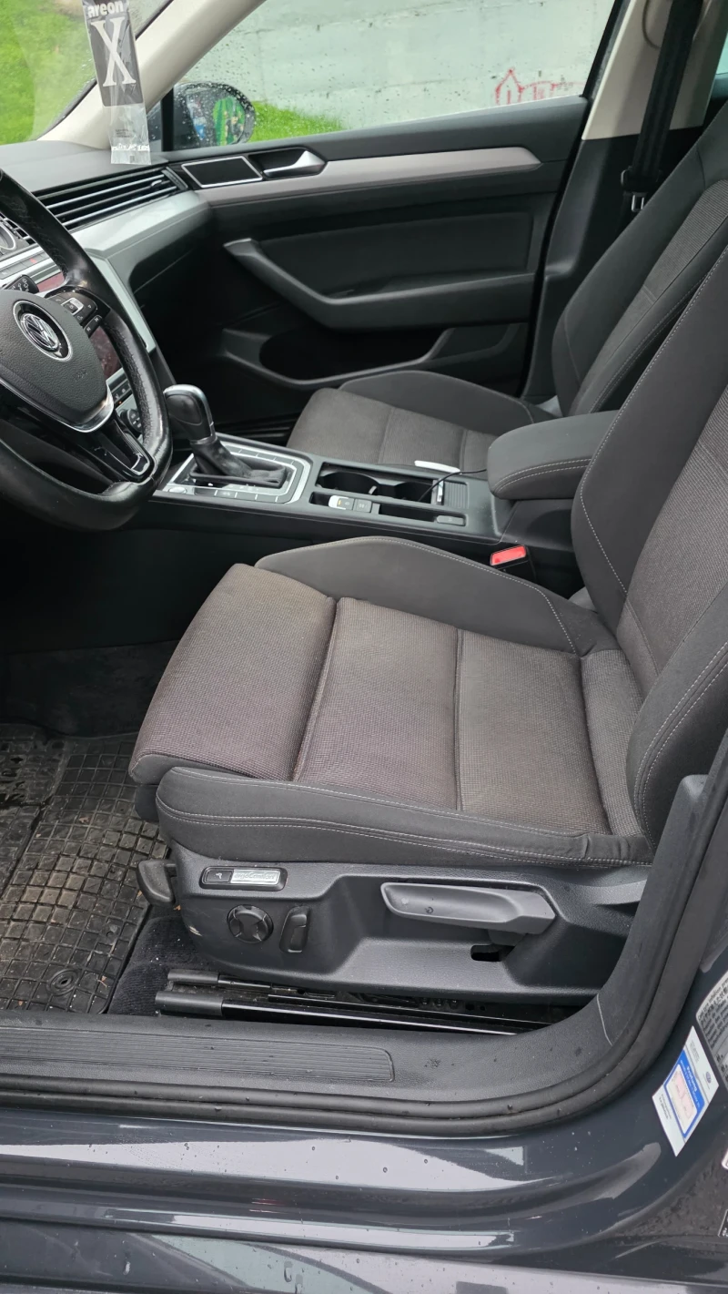 VW Passat, снимка 5 - Автомобили и джипове - 52892574