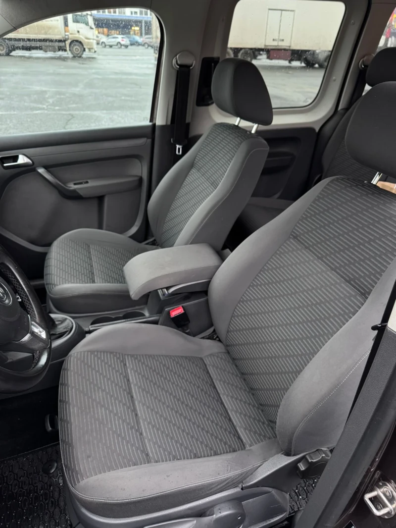 VW Caddy VW Caddy Comfort 1.6 TDI двигател на 150хил. км. !, снимка 7 - Автомобили и джипове - 53534955