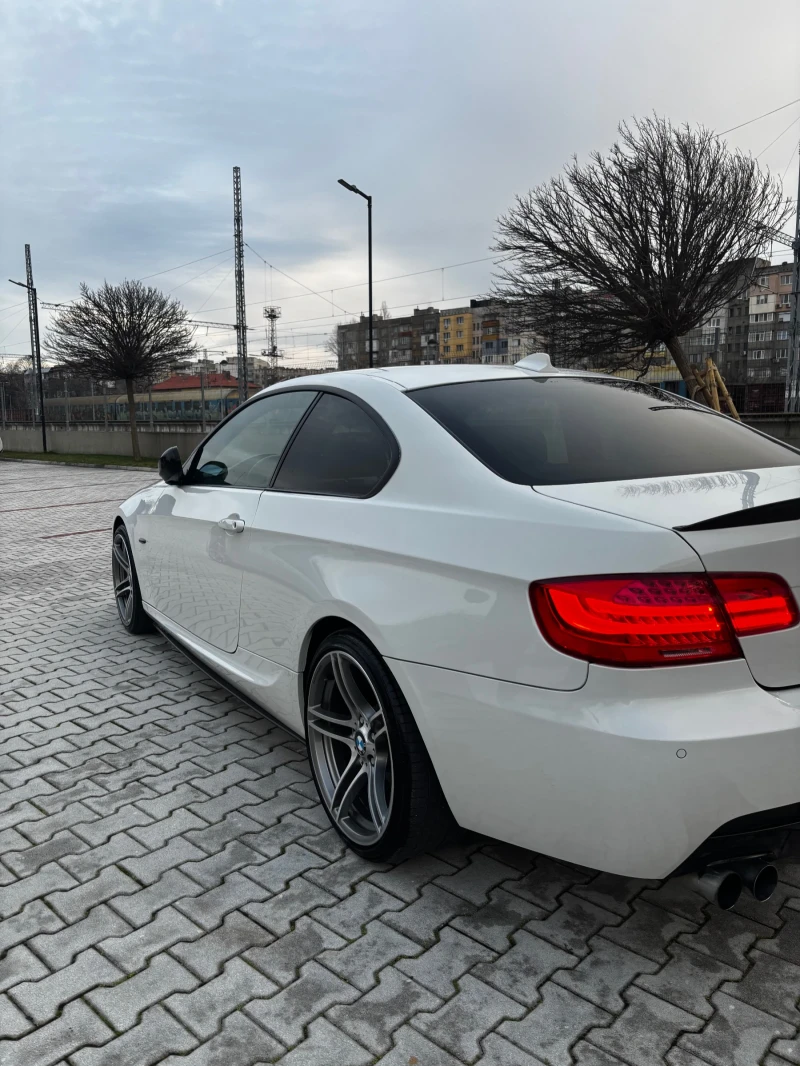 BMW 320 320D184 Edition, снимка 8 - Автомобили и джипове - 53587296