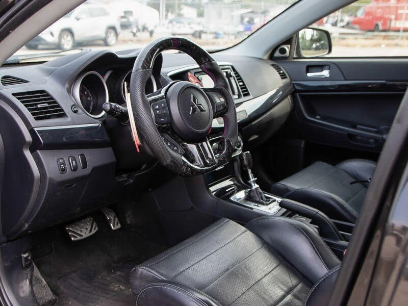 Mitsubishi Lancer Evolution MR* TWIN CLUTCH* BLUETOOTH* ПОДГРЕВ* ШИБ - изображение 4