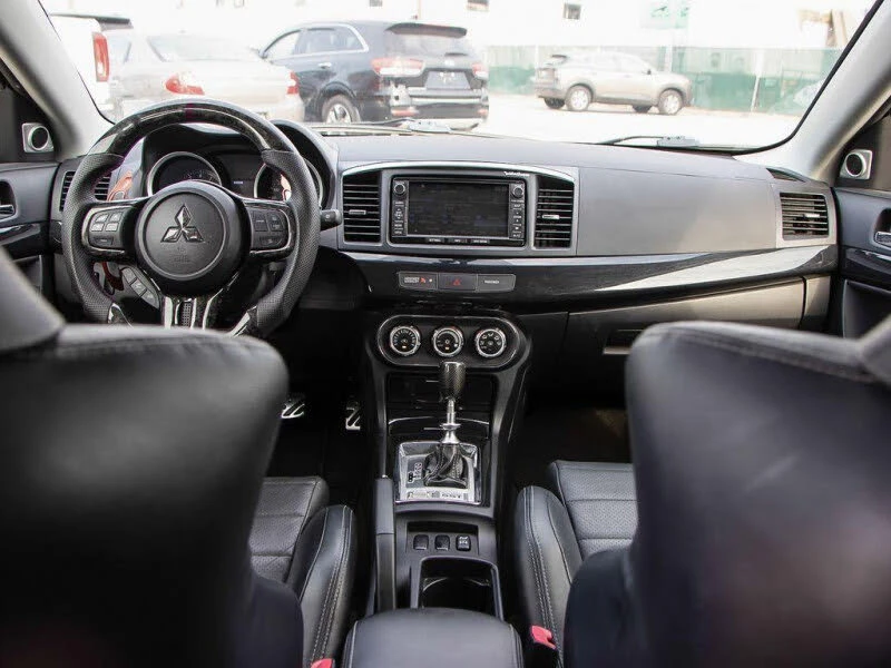 Mitsubishi Lancer Evolution MR* TWIN CLUTCH* BLUETOOTH* ПОДГРЕВ* ШИБ - изображение 5