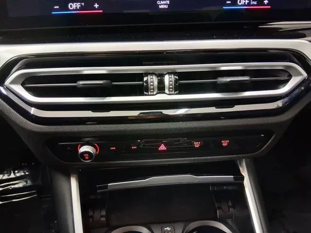 BMW 330 i, снимка 16 - Автомобили и джипове - 54432205