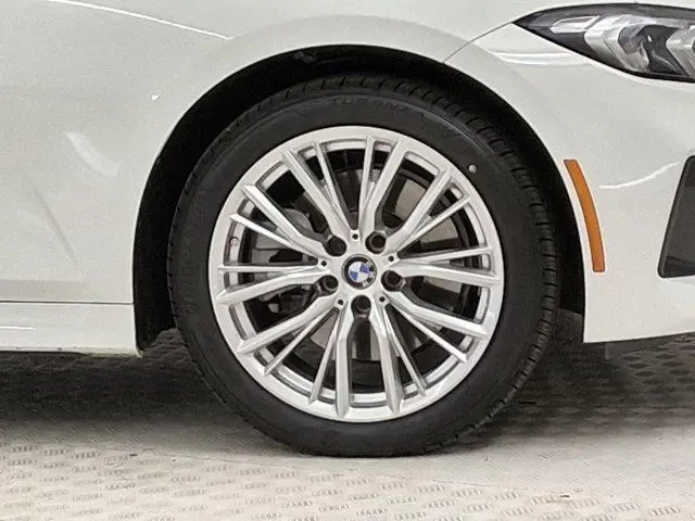 BMW 330 i, снимка 17 - Автомобили и джипове - 54432205