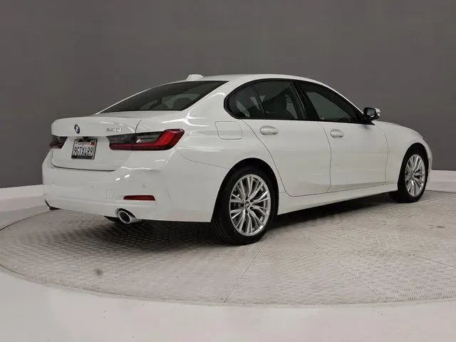 BMW 330 i, снимка 5 - Автомобили и джипове - 54432205