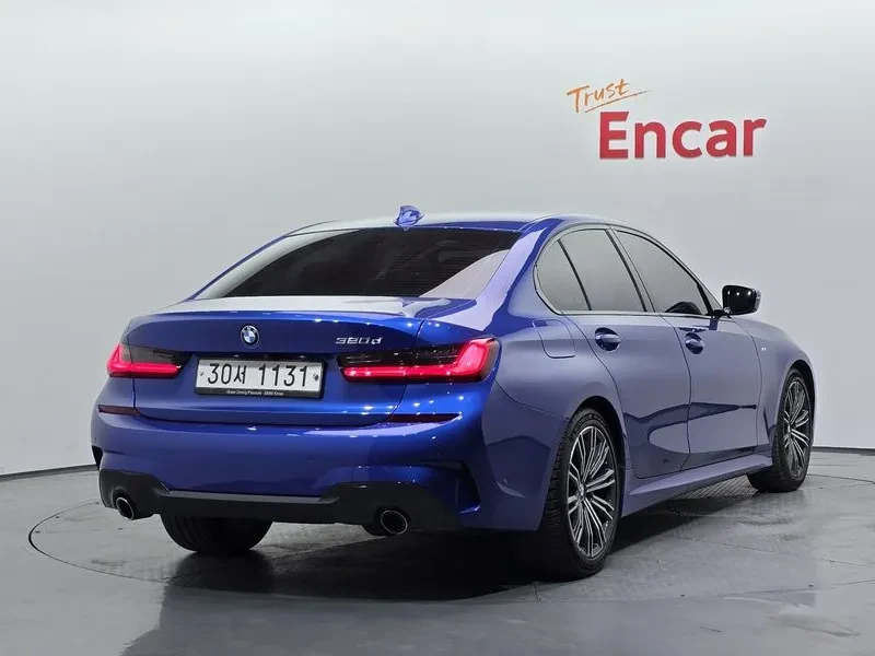BMW 320, снимка 2 - Автомобили и джипове - 54923739