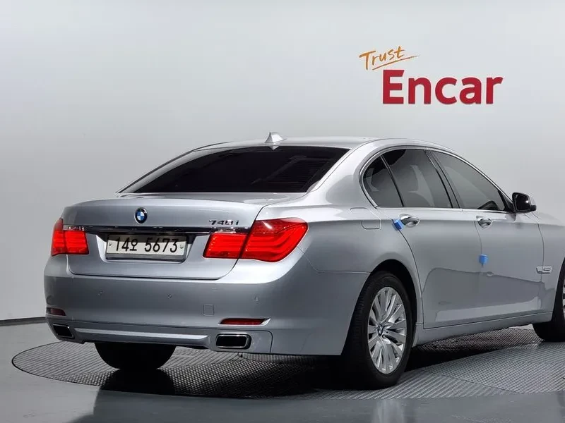 BMW 730, снимка 2 - Автомобили и джипове - 55176256
