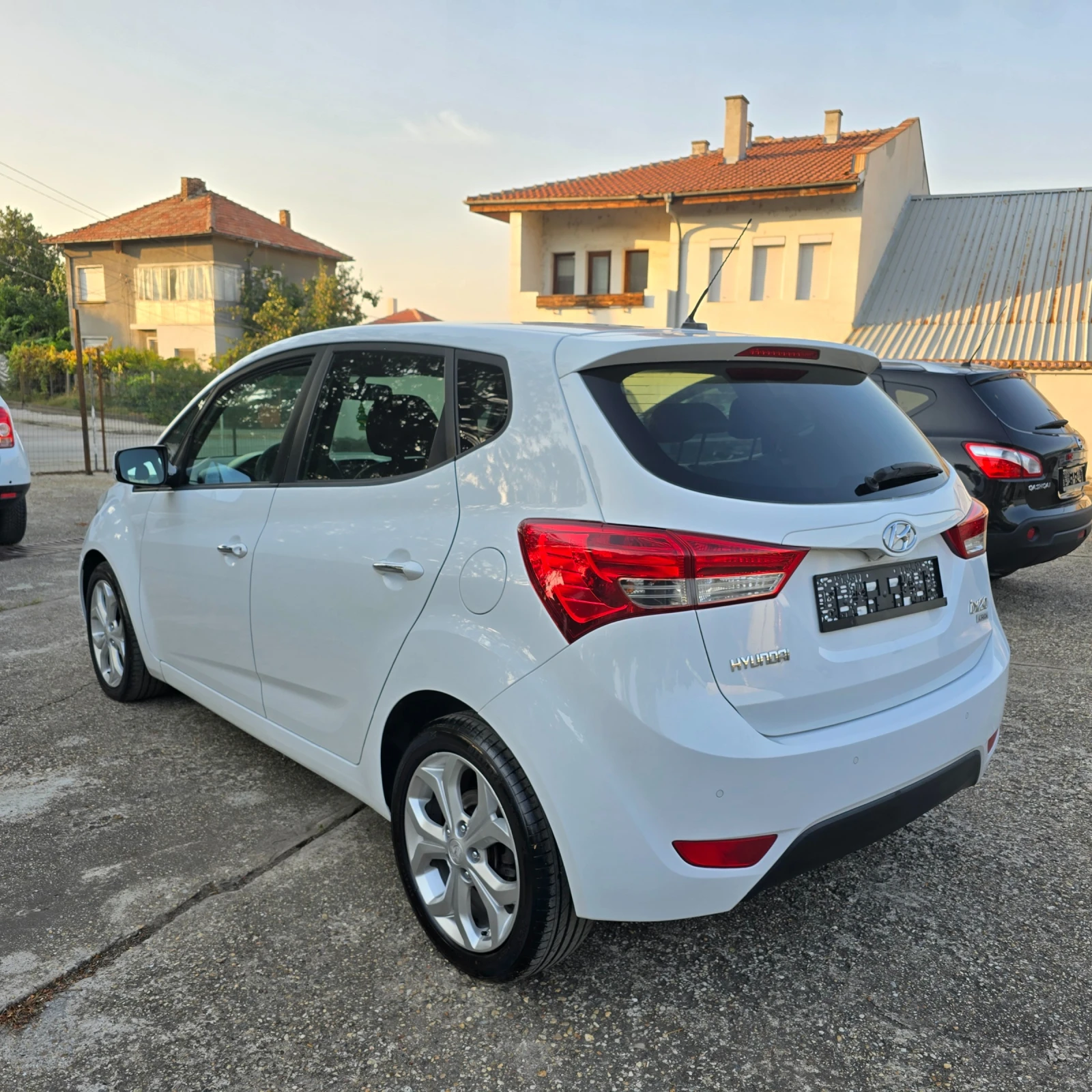 Hyundai Ix20 1.4 Фул Камера кожа нави - изображение 4