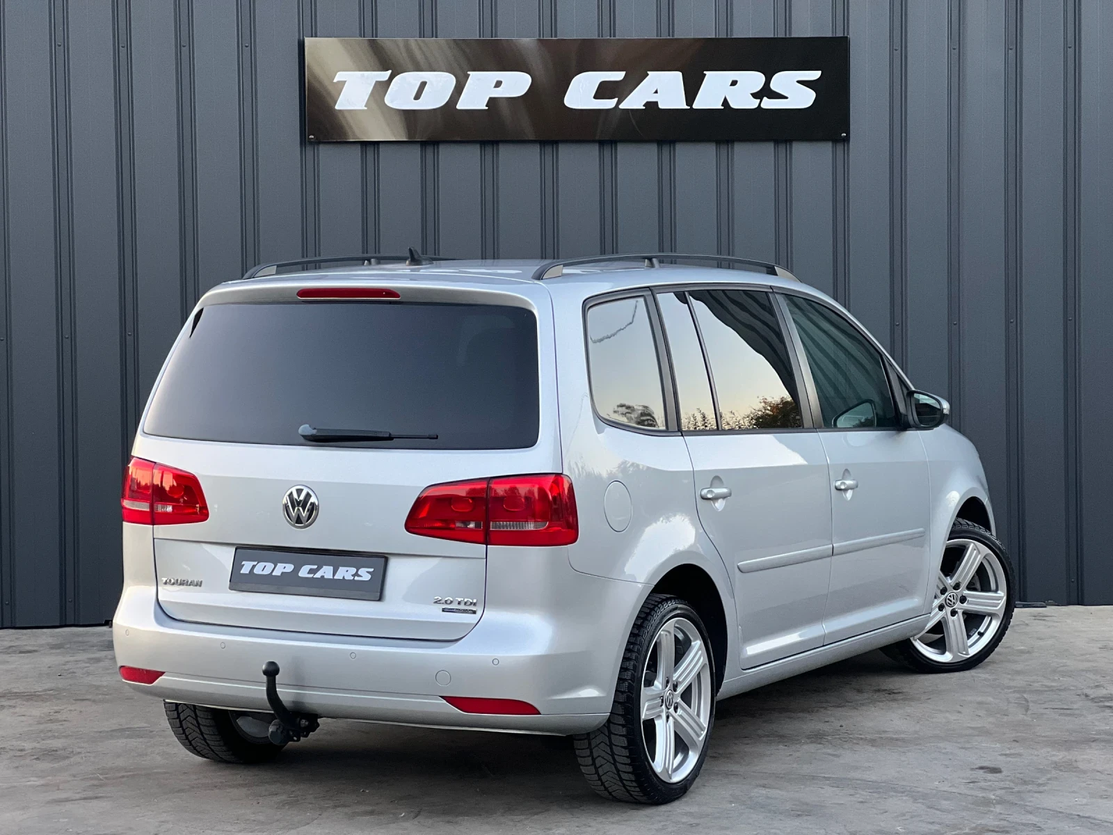 VW Touran 2.0 TDI N1 ТОВАРЕН ЛИЗИНГ - изображение 6