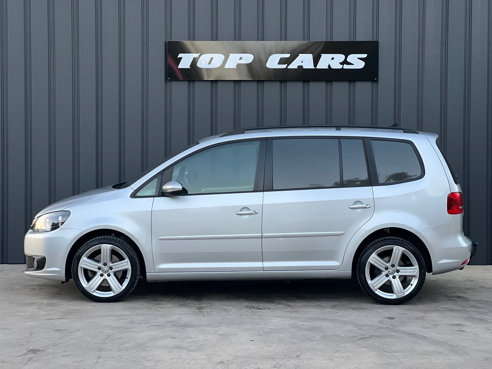 VW Touran 2.0 TDI N1 ТОВАРЕН ЛИЗИНГ - изображение 10