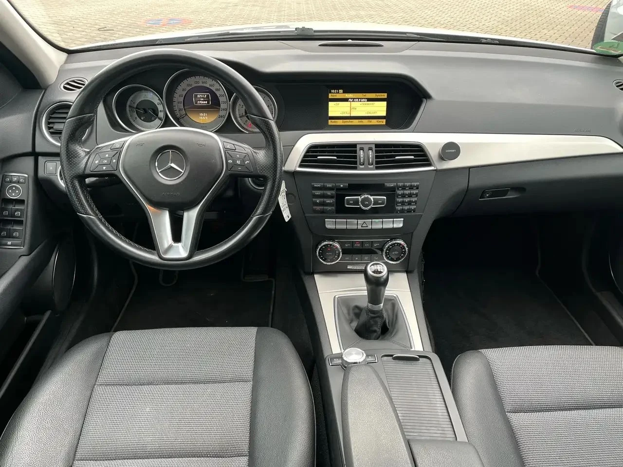 Mercedes-Benz C 180 Бензин * Facelift * Сменена верига *  - изображение 9