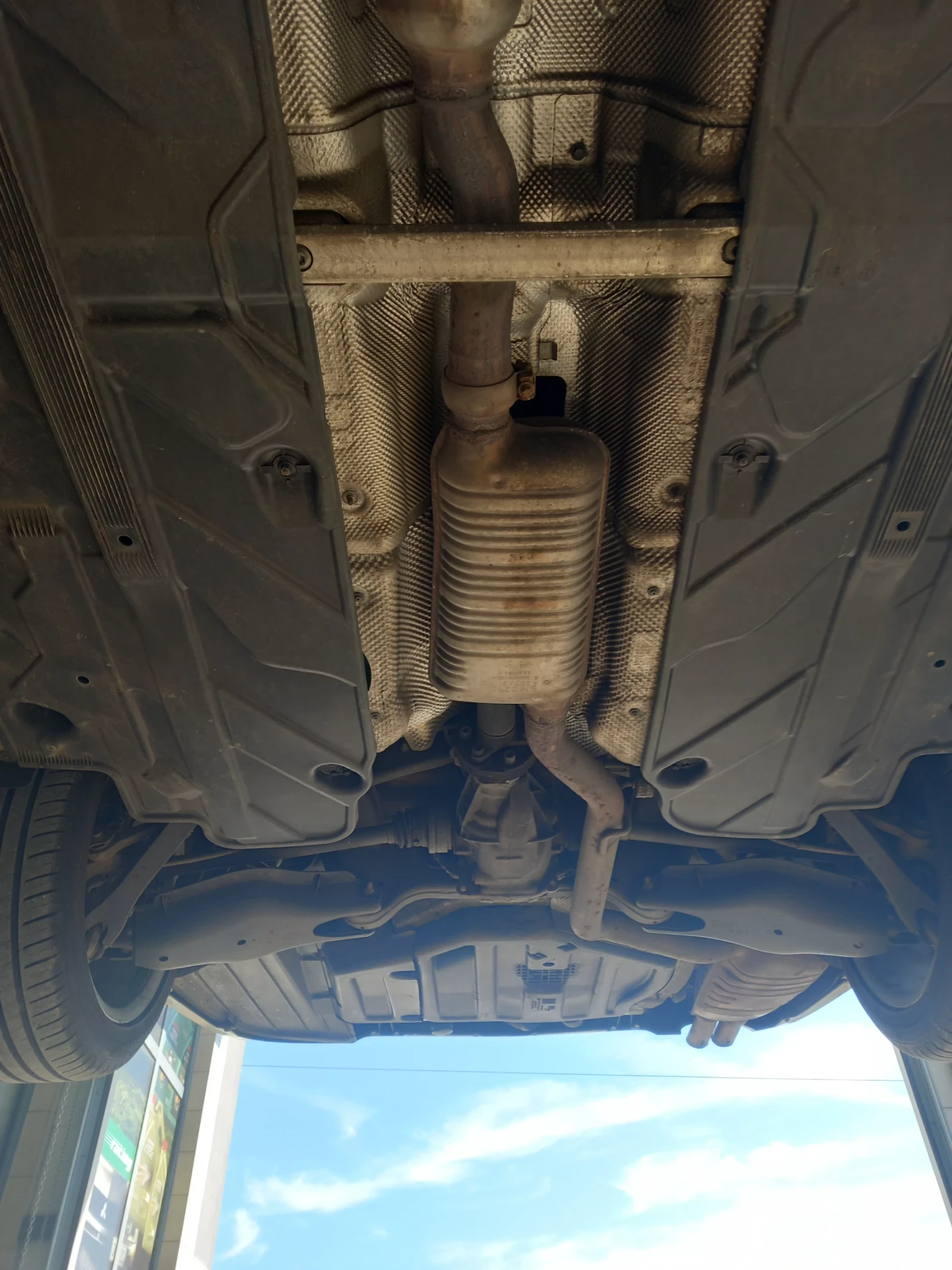 Mercedes-Benz C 180  * Facelift *   *  | Mobile.bg   15