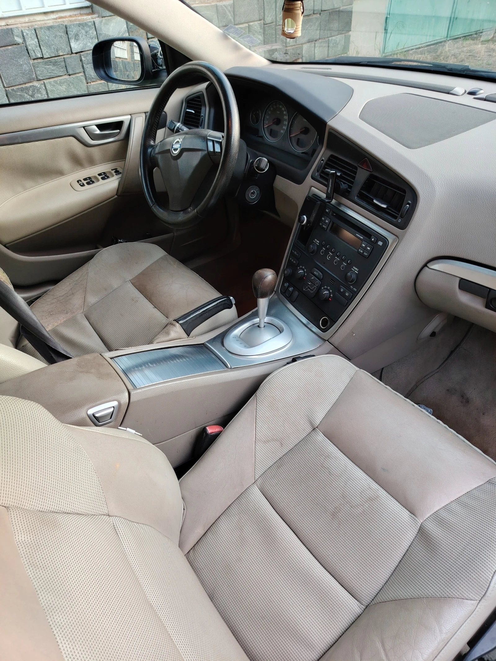 Volvo S60  - изображение 7