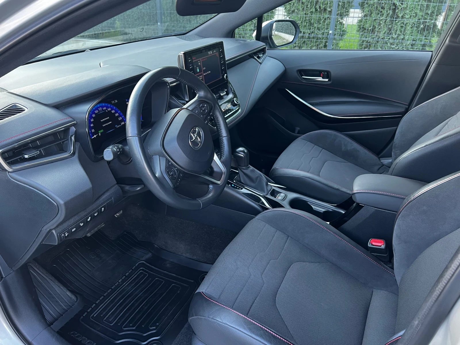 Toyota Corolla  - изображение 8