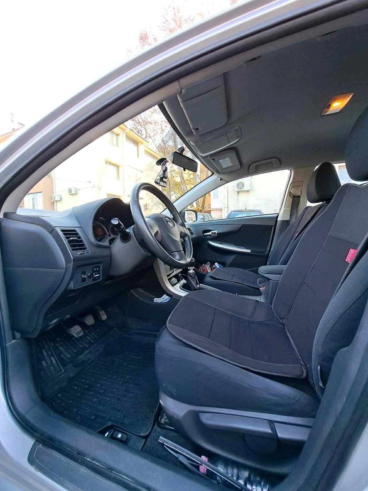 Toyota Corolla  - изображение 7