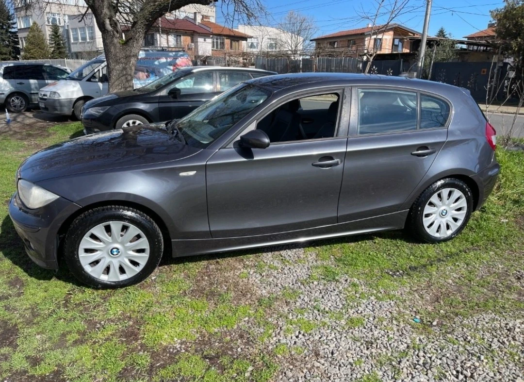 BMW 118 2.0TDI, снимка 3 - Автомобили и джипове - 53642196