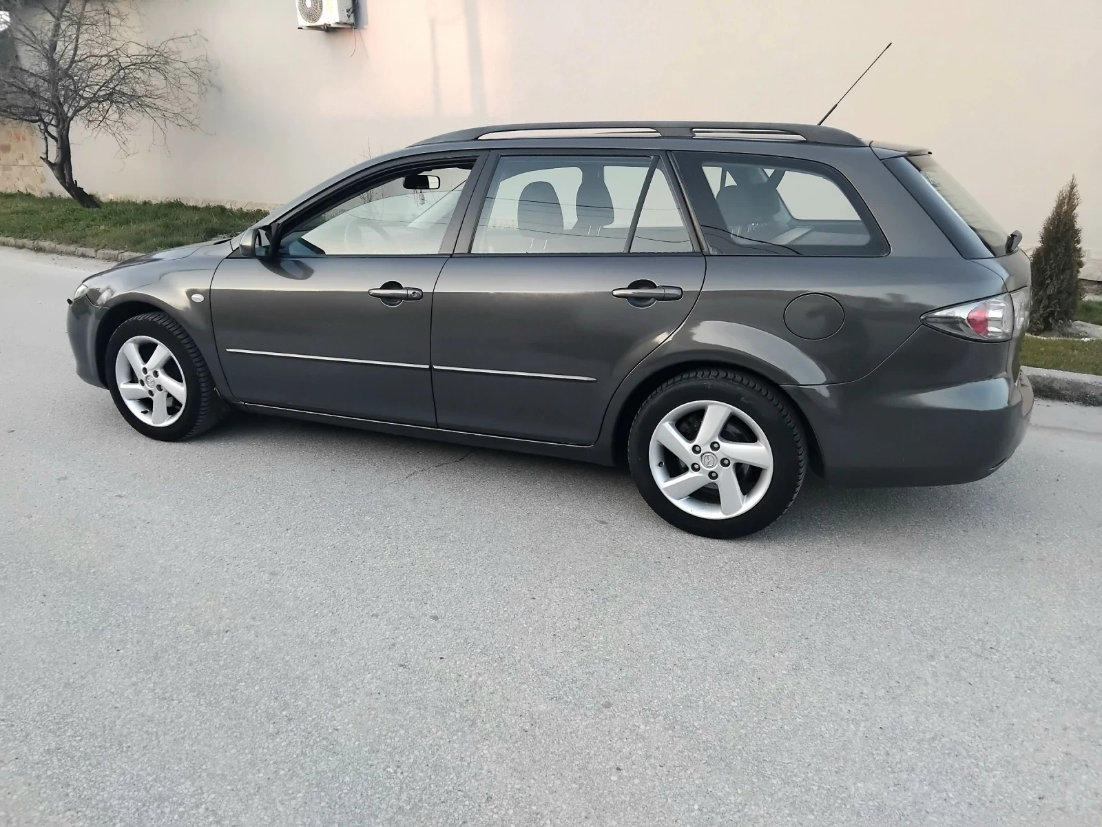 Mazda 6 2.0i+ КЛИМА + ГАЗОВ ИНЖЕКЦИОН. 2005г , снимка 11 - Автомобили и джипове - 53711041