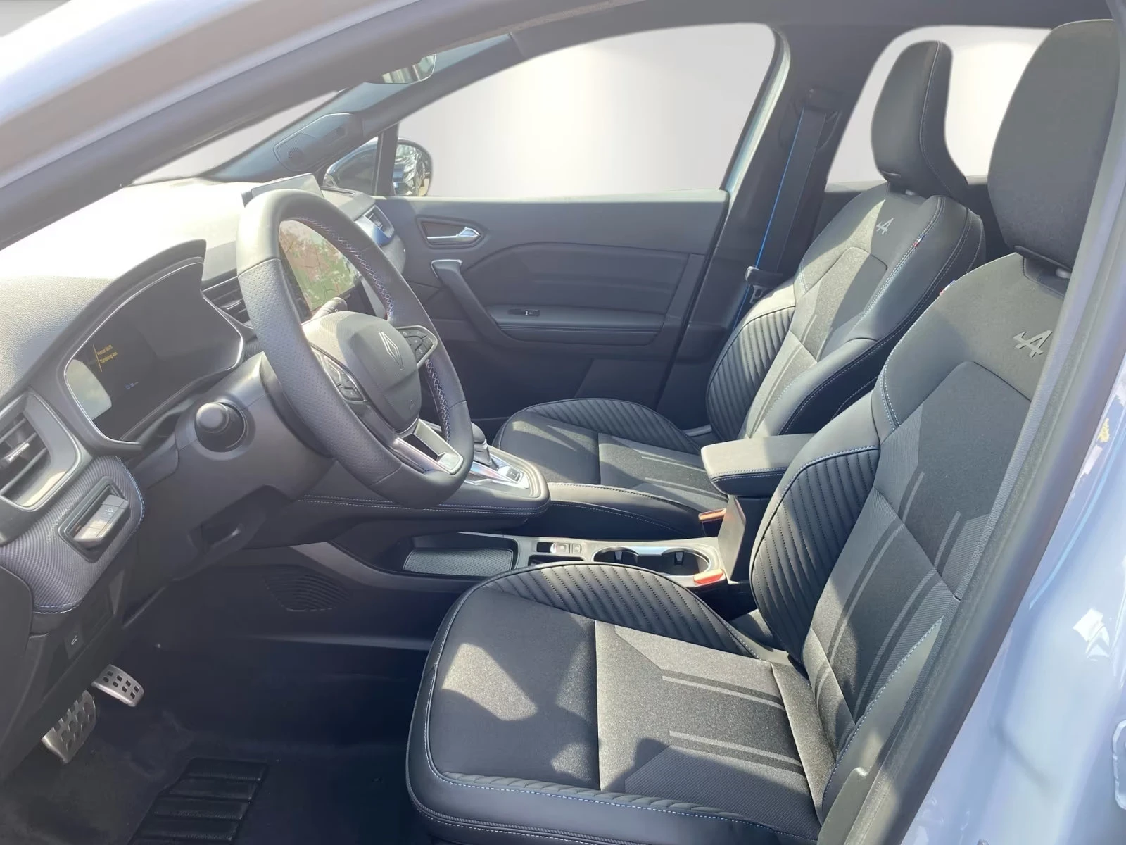 Renault Symbioz 1.6HEV/145HP/ESPRIT-ALPINE/CAM/LED/NAVI/CPLAY/968g | Mobile.bg � ����������� 7