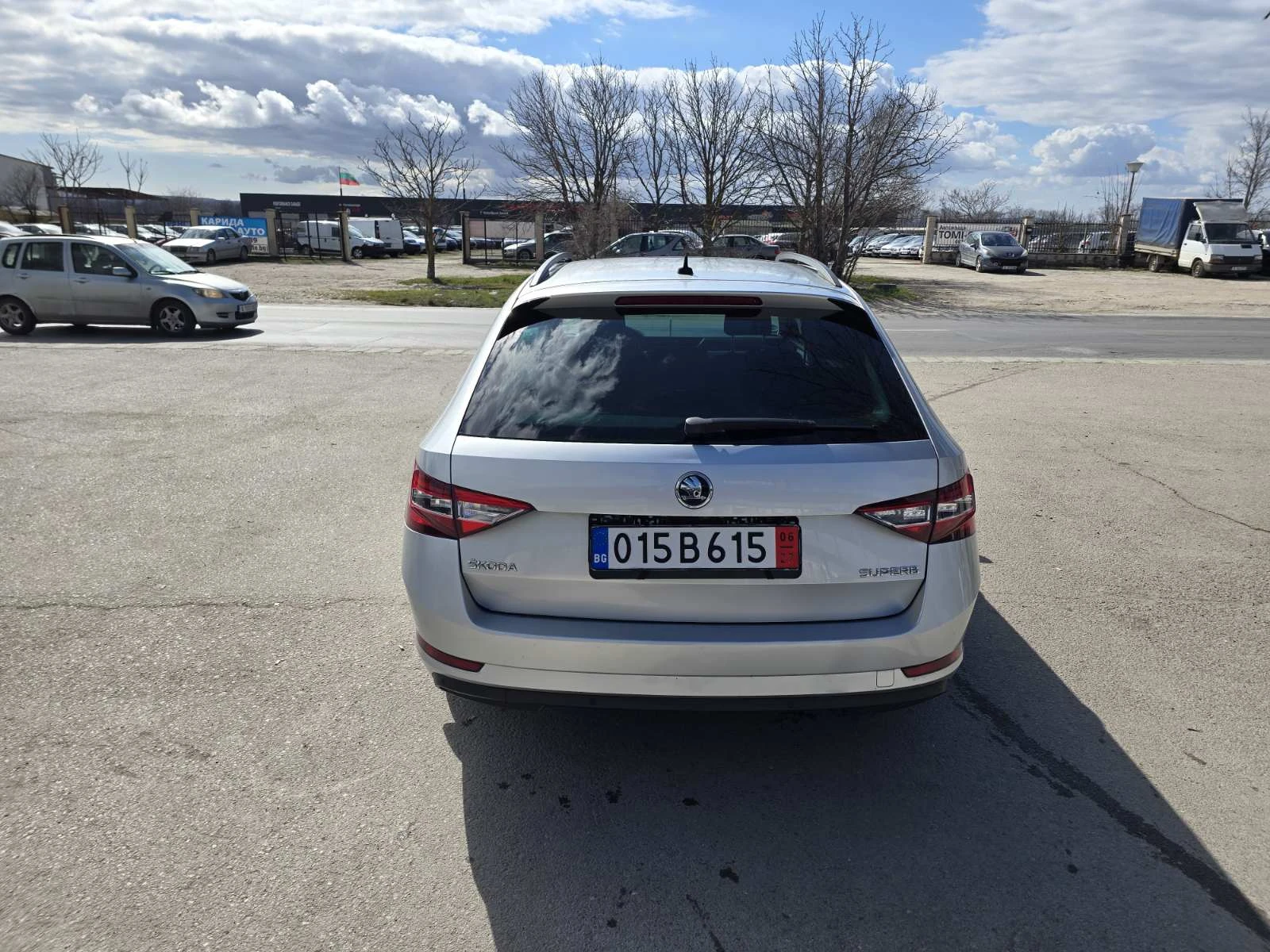 Skoda Superb КАТО НОВ/DISTRONIK/2.0tdi/150hp, снимка 5 - Автомобили и джипове - 54604671