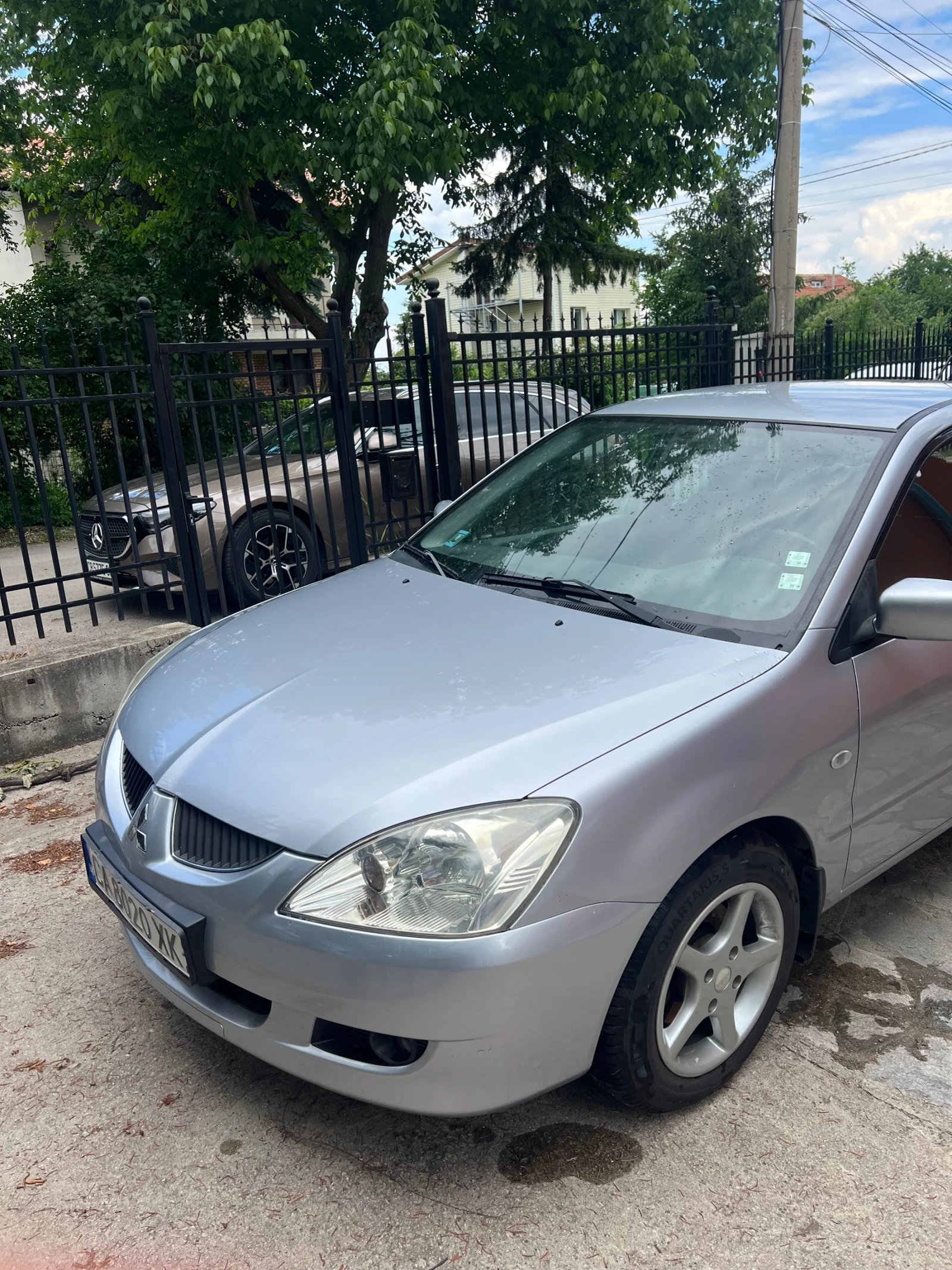 Mitsubishi Lancer