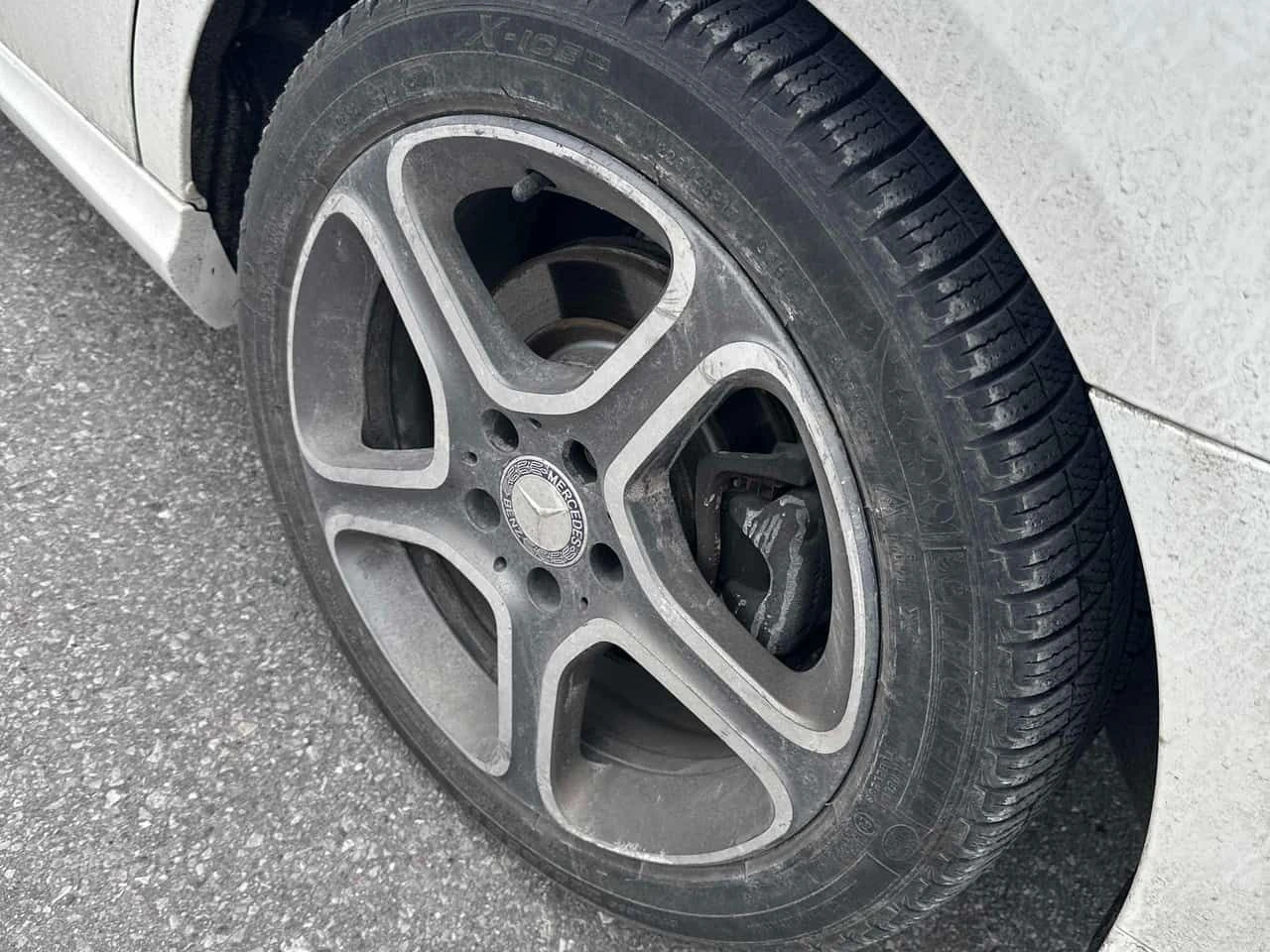 Mercedes-Benz CLA 250 * CARFAX * 2 КЛЮЧА * KEYLESS * ПОДГРЕВИ, снимка 15 - Автомобили и джипове - 55057857