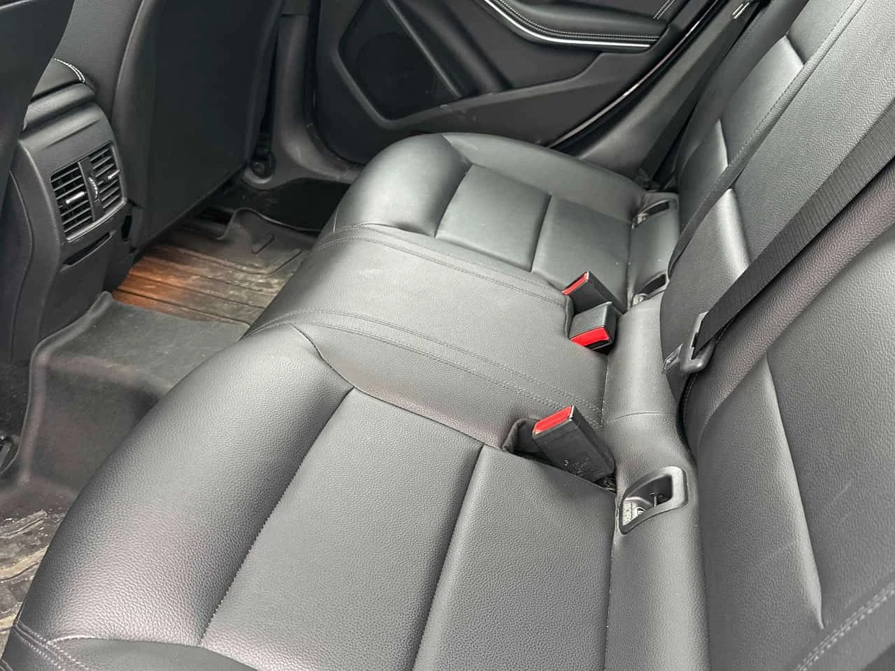 Mercedes-Benz CLA 250 * CARFAX * 2 КЛЮЧА * KEYLESS * ПОДГРЕВИ, снимка 14 - Автомобили и джипове - 55057857