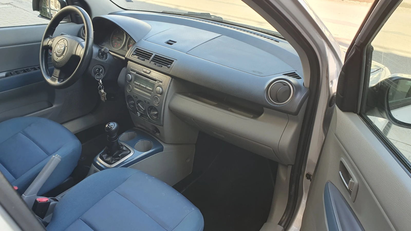 Mazda 2 1.4HDi АВТОМАТ КЛИМА, снимка 10 - Автомобили и джипове - 55242281