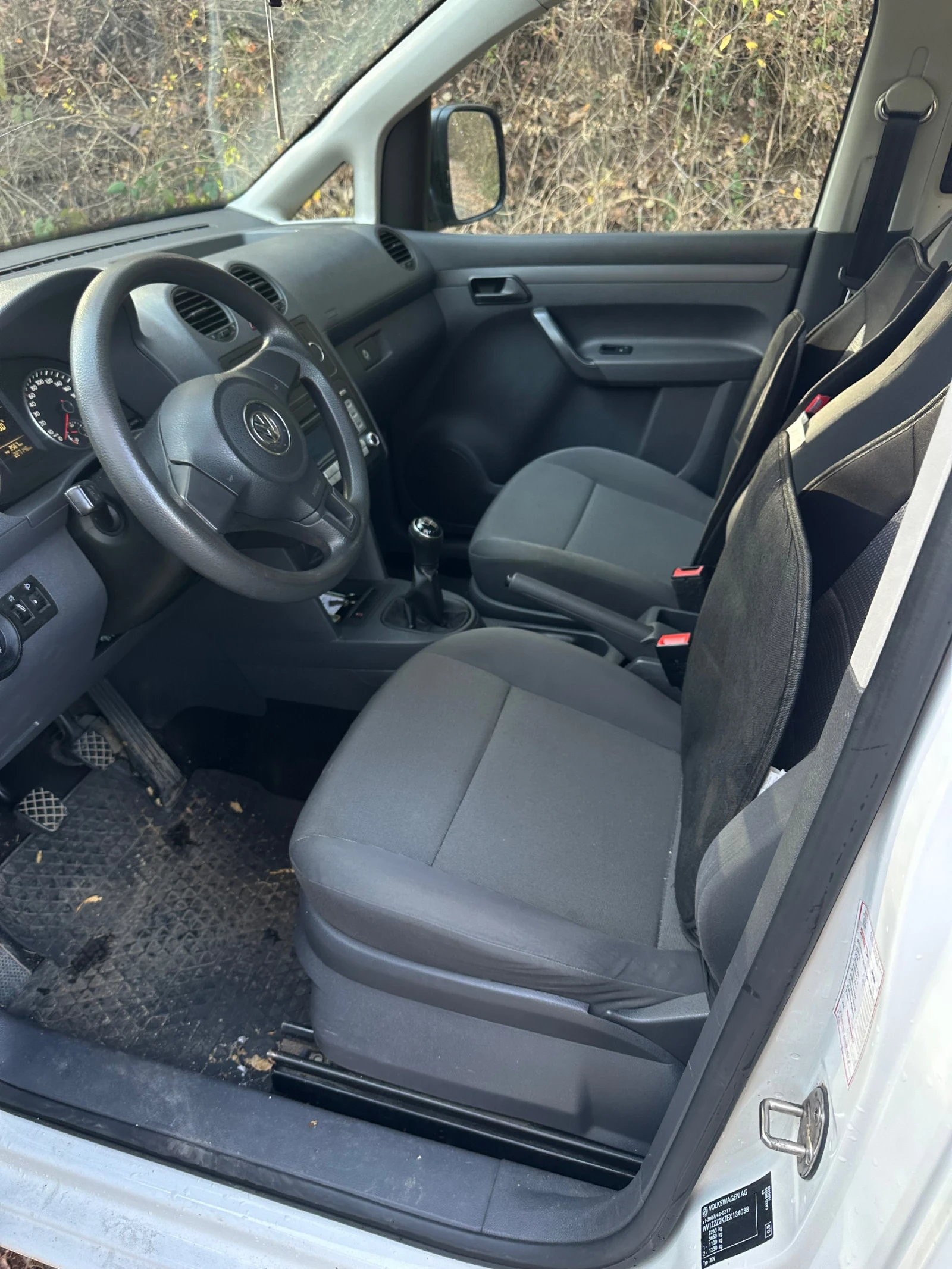 VW Caddy, снимка 7 - Автомобили и джипове - 55484741
