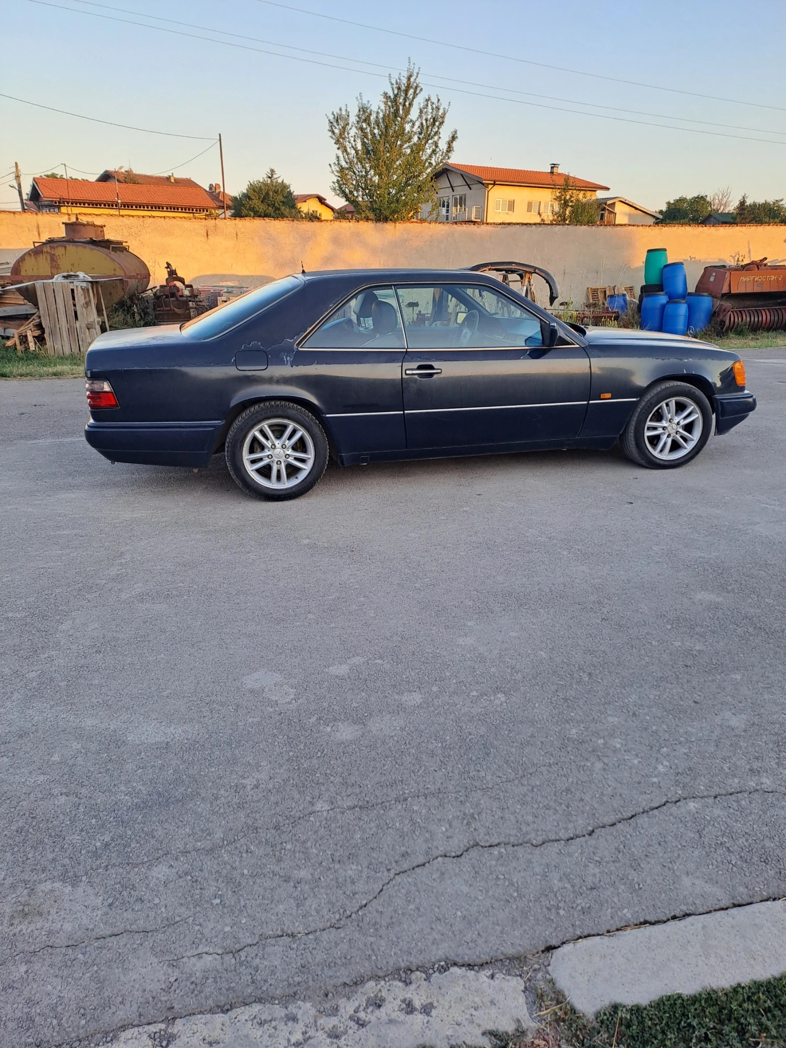 Mercedes-Benz 124, снимка 4 - Автомобили и джипове - 55535311