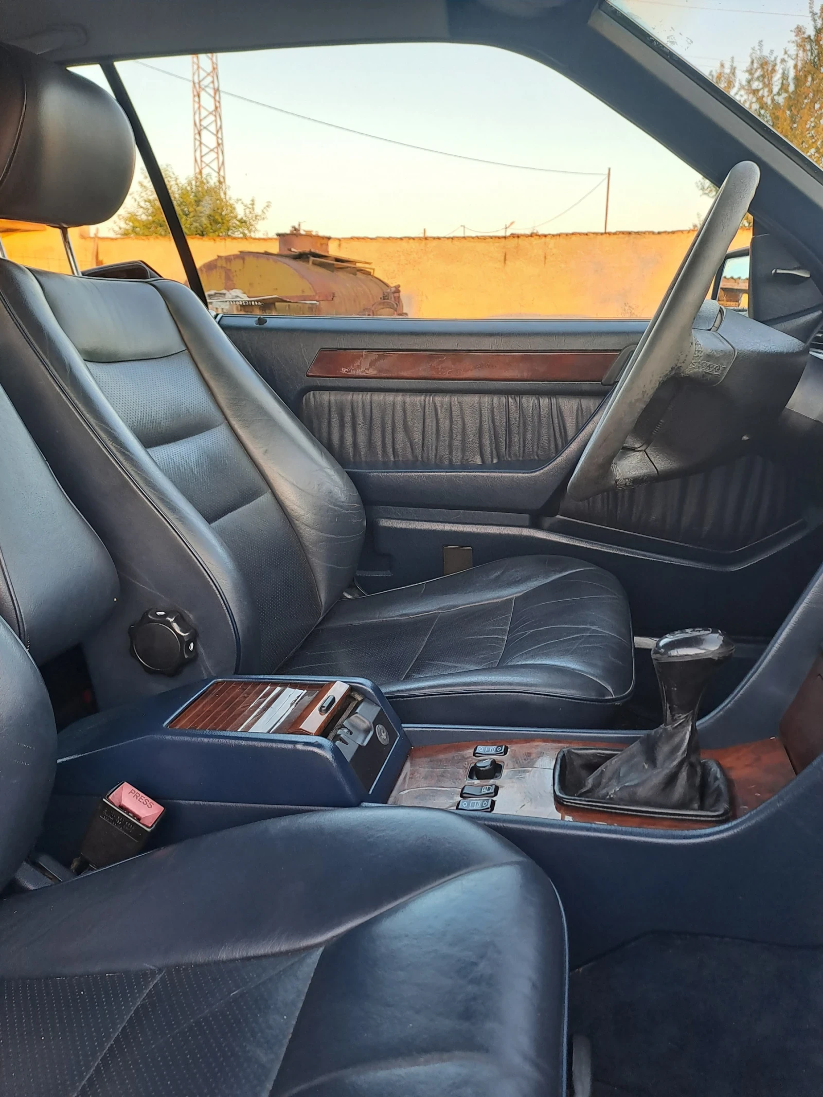 Mercedes-Benz 124, снимка 6 - Автомобили и джипове - 55535311