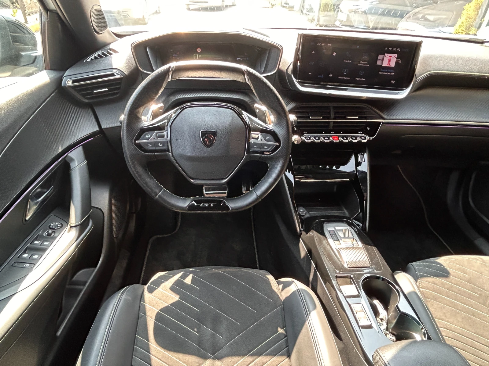 Peugeot 2008 GT PURETECH EAT8 131, снимка 11 - Автомобили и джипове - 55816909