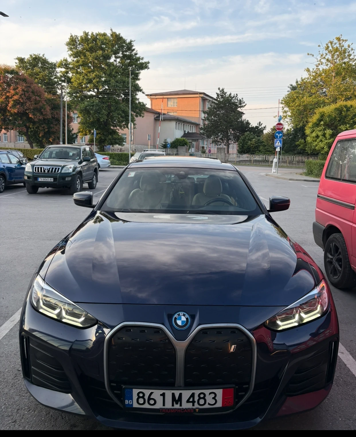 BMW i4 M40 INDIVIDUAL , снимка 4 - Автомобили и джипове - 55877066