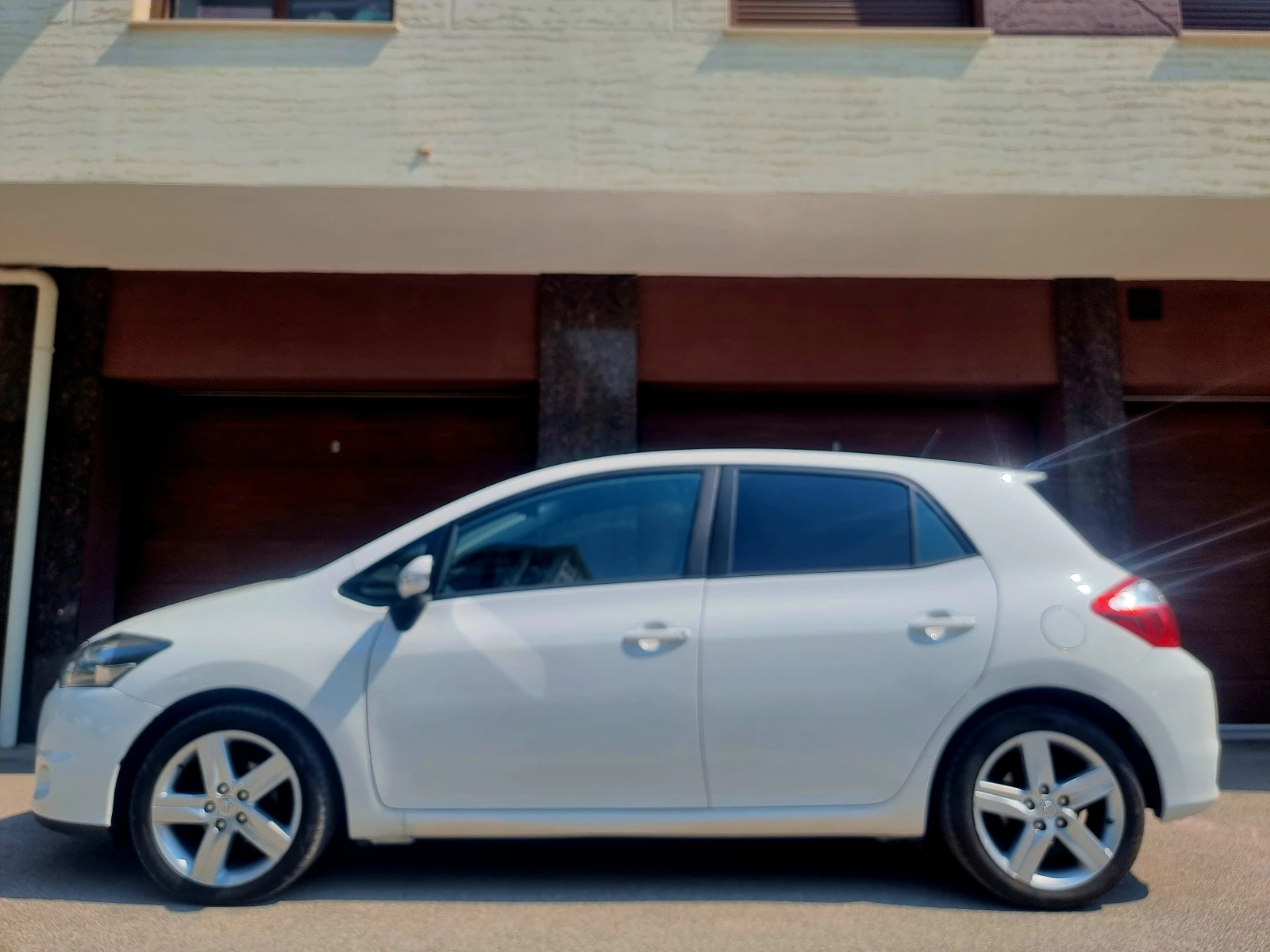 Toyota Auris * 1.6* 132PS* Multimedia*  | Mobile.bg � ����������� 8