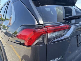 Toyota Rav4 * XLE AWD | Sunroof | Heated Seats | Cruise Contro, снимка 8