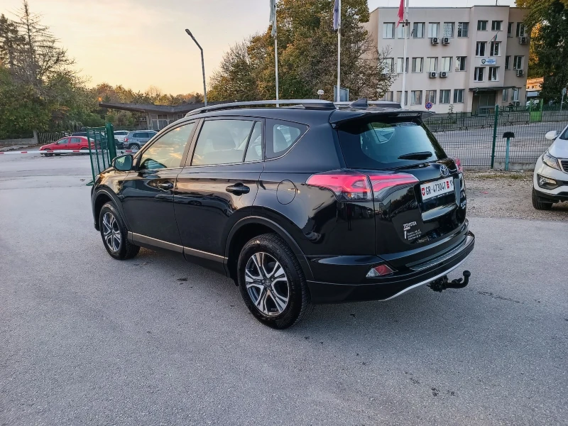 Toyota Rav4 2.0i-152кс-ШВЕЙЦАРИЯ-РЪЧКА-4х4-FACELIFT-ДИСТРОНИК, снимка 6 - Автомобили и джипове - 52159330