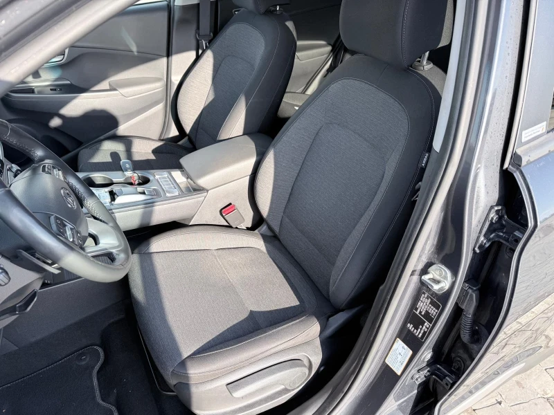 Hyundai Kona, снимка 7 - Автомобили и джипове - 52636325