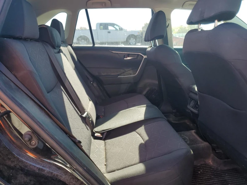 Toyota Rav4 XLE* , снимка 10 - Автомобили и джипове - 52832094