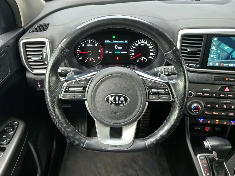 Kia Sportage, снимка 13 - Автомобили и джипове - 54821126